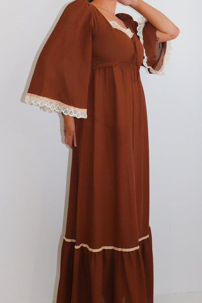 70s Brown Lace Trim Prairie