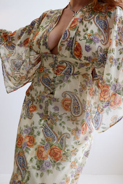 Angelic 70s Paisley Prairie