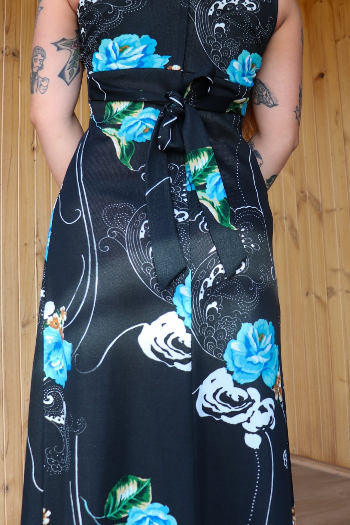 70s Mega Collar Maxi