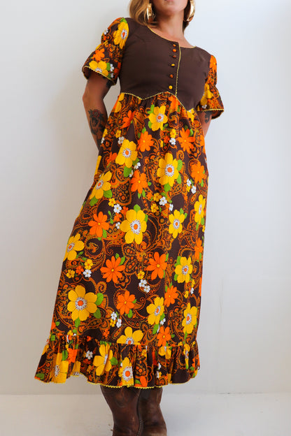 70s Floral Earthy Prairie