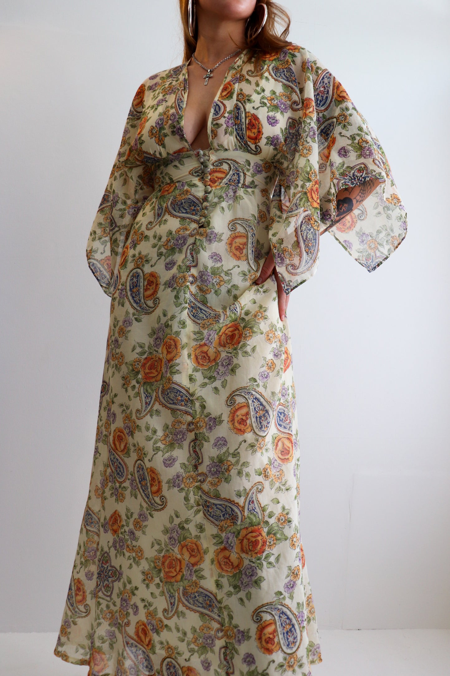 Angelic 70s Paisley Prairie