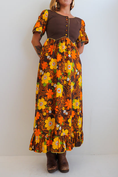 70s Floral Earthy Prairie