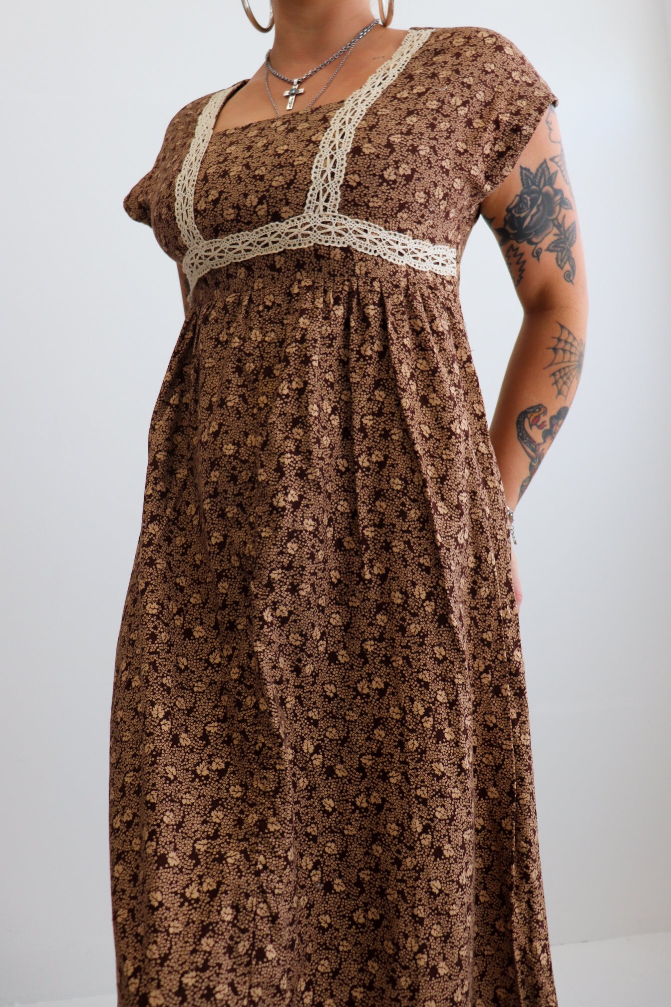 70s Brown & Cream Summer Prairie