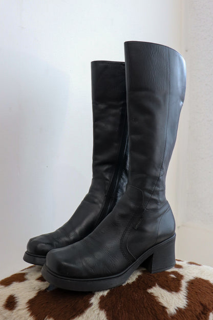 90s Black Leather Boots