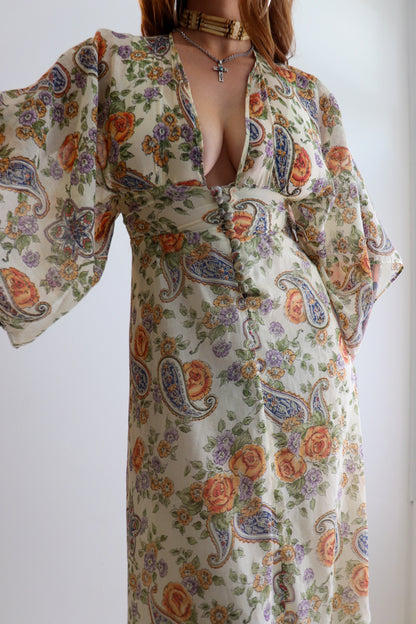 Angelic 70s Paisley Prairie