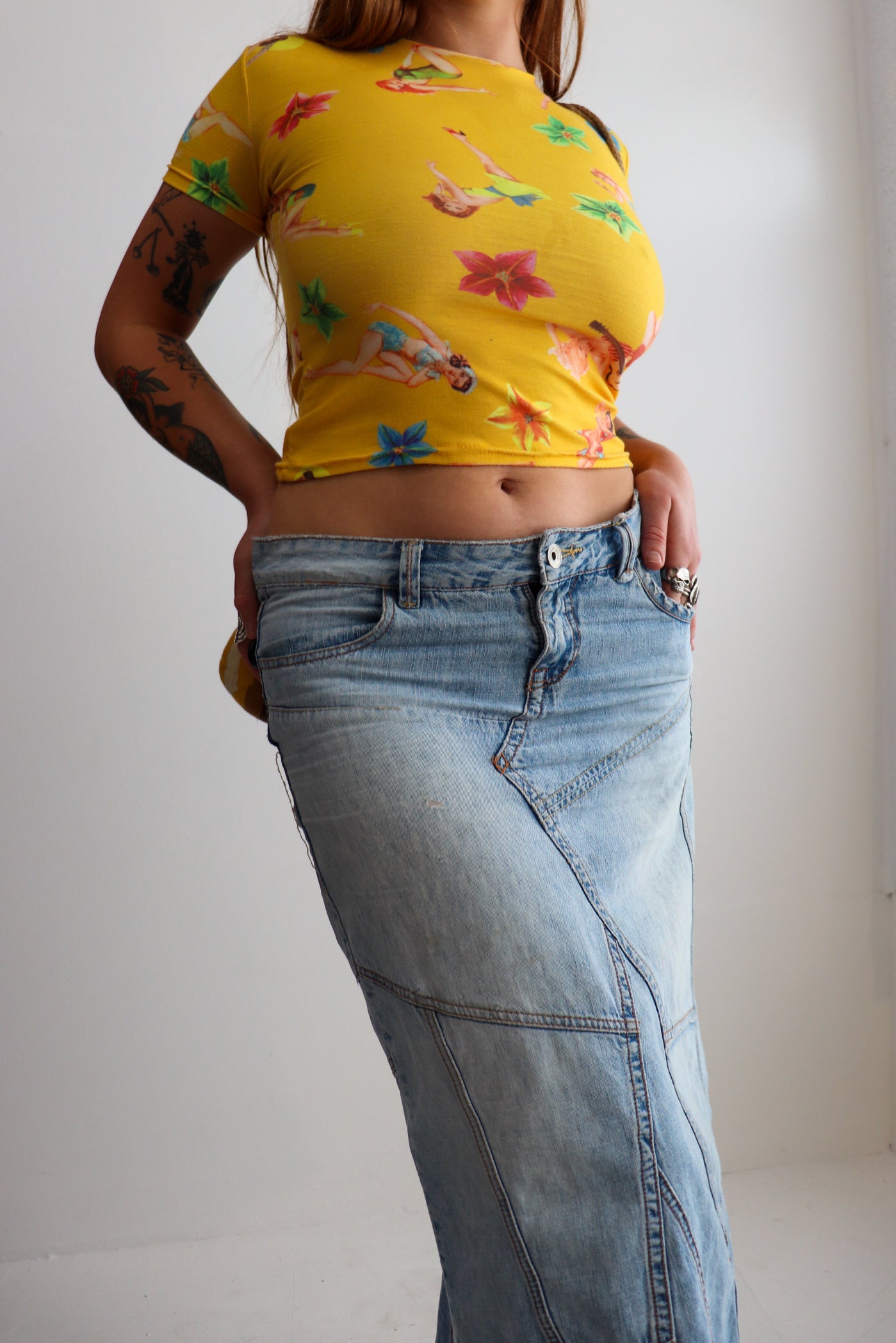90s Yellow Pin-Up Girl Tee