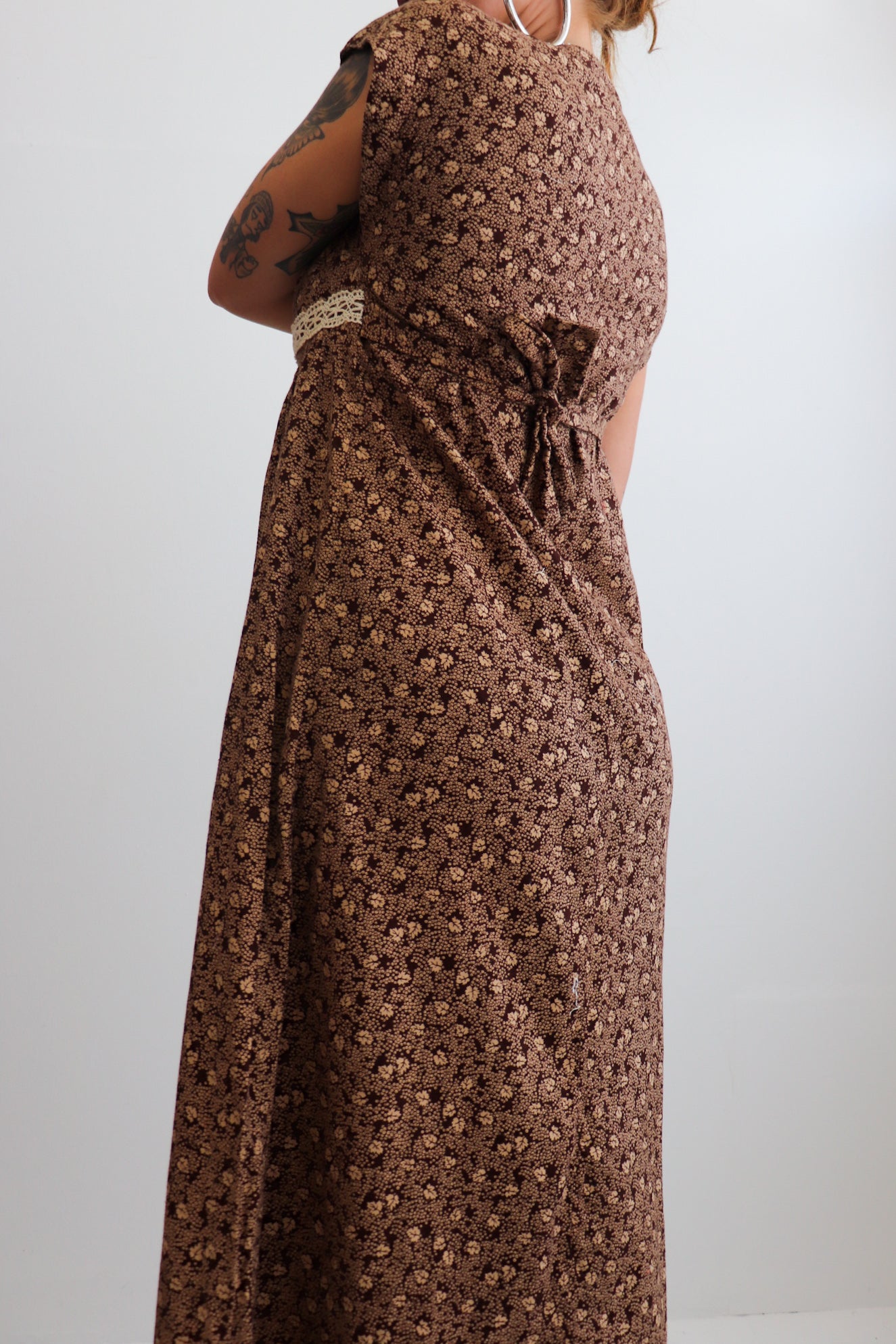 70s Brown & Cream Summer Prairie