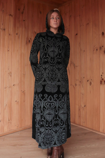Henry Frans Black Gothic Maxi