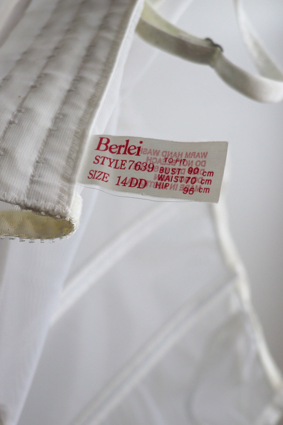 90s Creamy White Corset