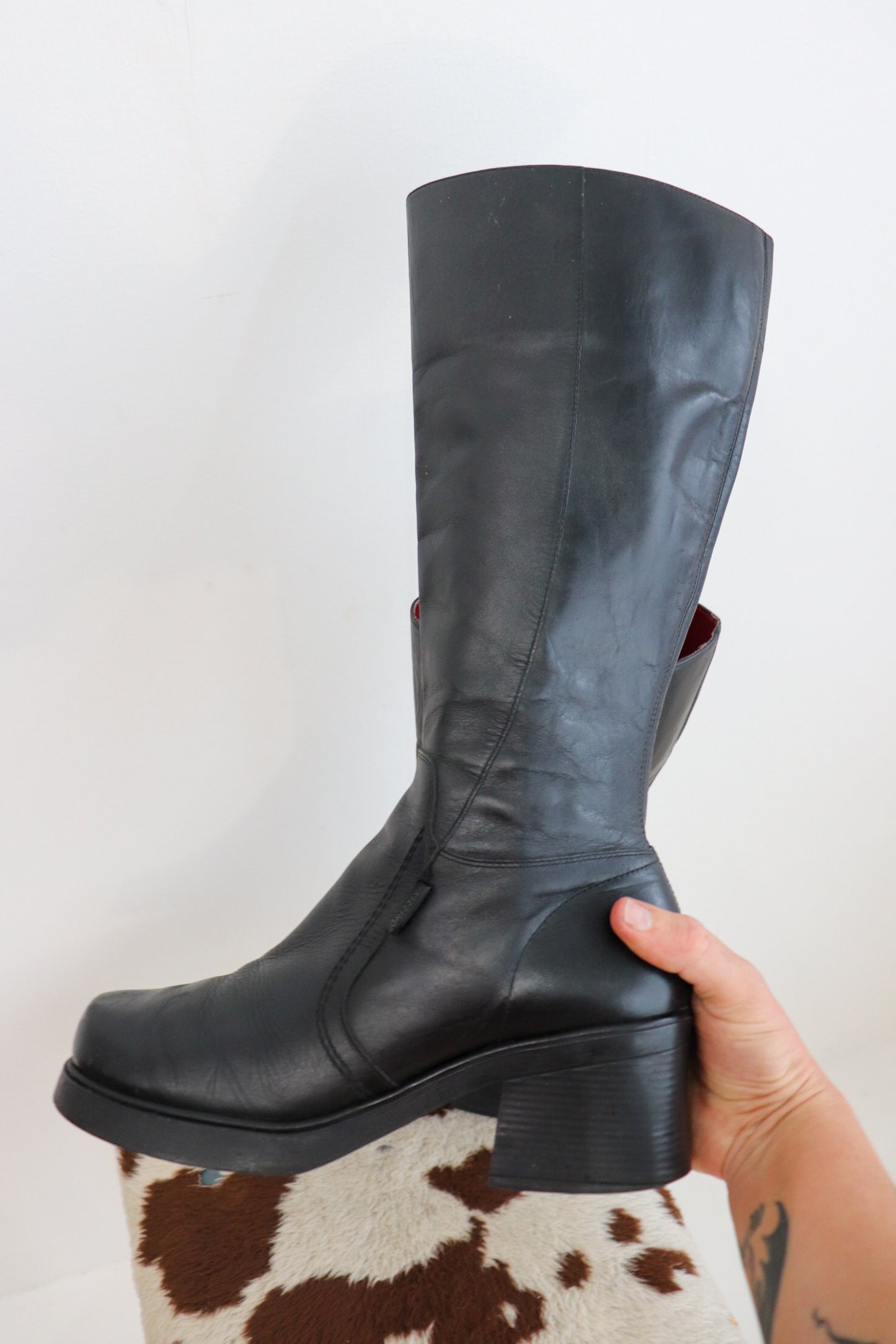 90s Black Leather Boots