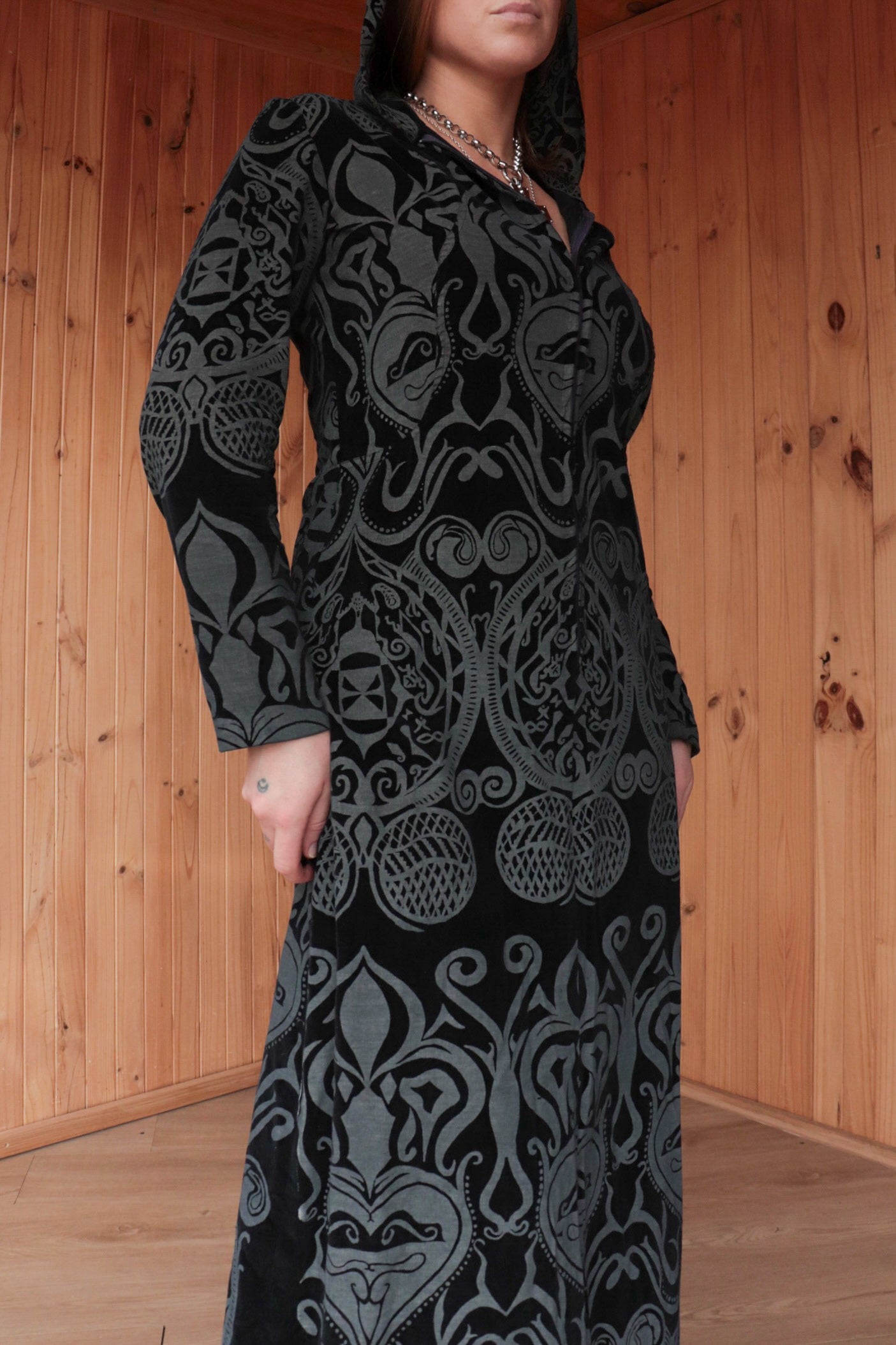 Henry Frans Black Gothic Maxi